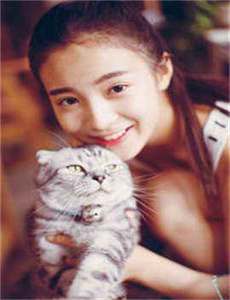 妯娌的三国时代优酷-春归酒店的女服务员