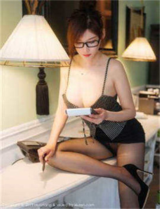 原神女角色无小内无爱心轮滑图片-不属于我