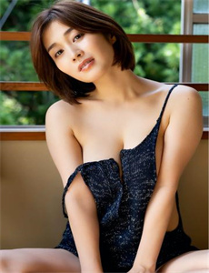 高压监狱2法版1小时45分-校花被工人在宿舍被强